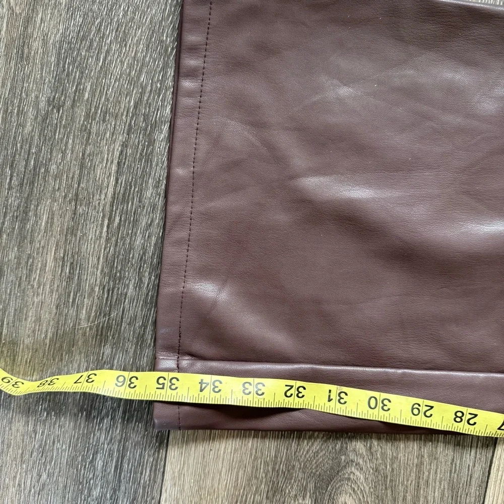 ASOS DESIGN Tall stretch faux leather flare pants - Picture 10 of 10